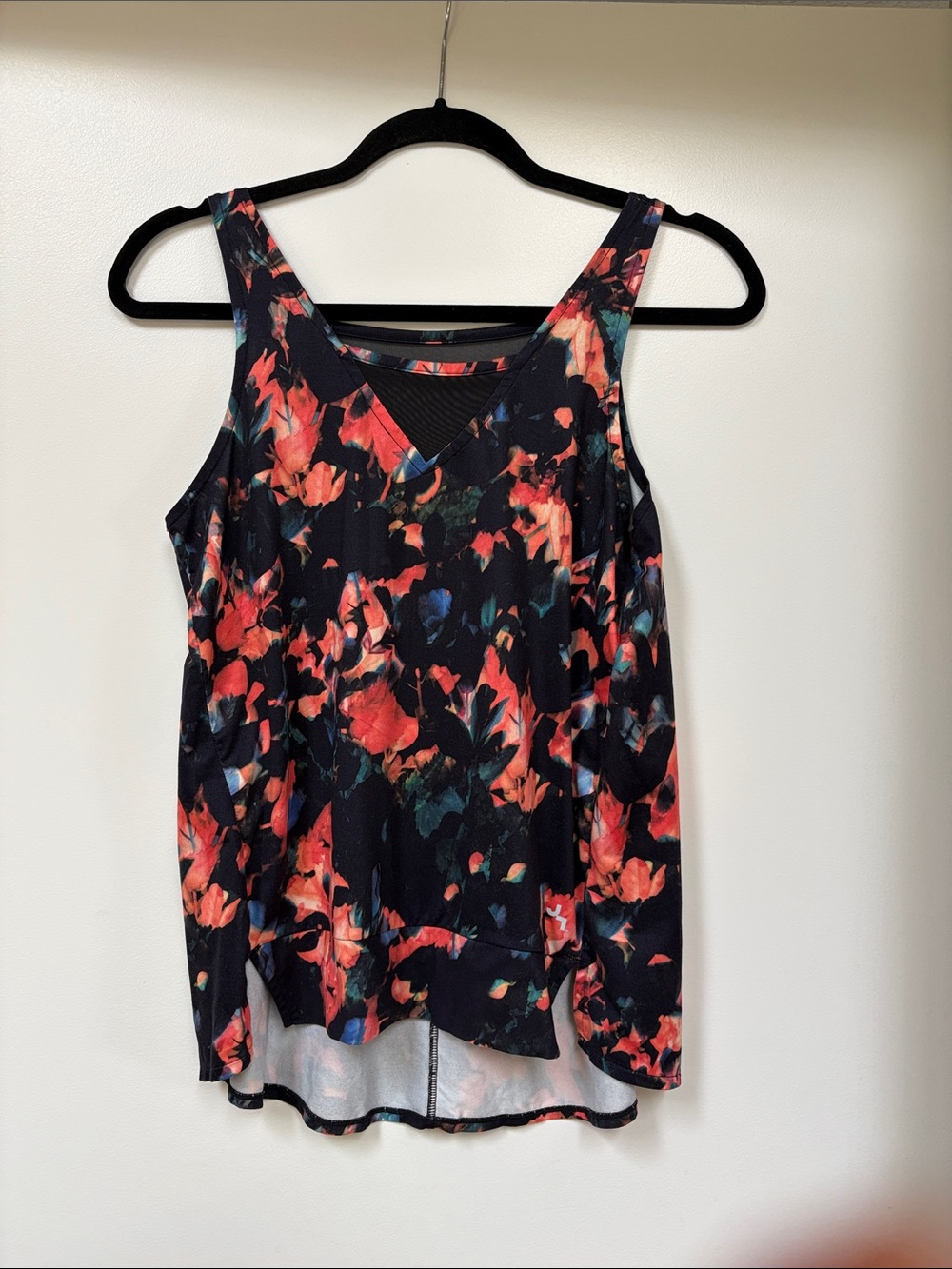 Floral V-Neck tank with mesh back